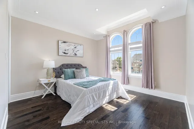 Additional image 28 of 57 Elbern Markell Dr