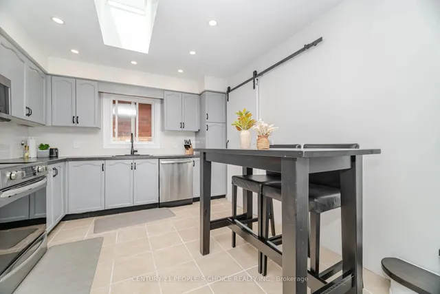 Additional image 15 of 55 Vineberg Dr