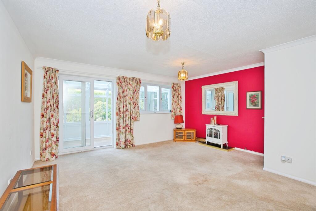 Additional image 18 of Runnymede Road, Yeovil