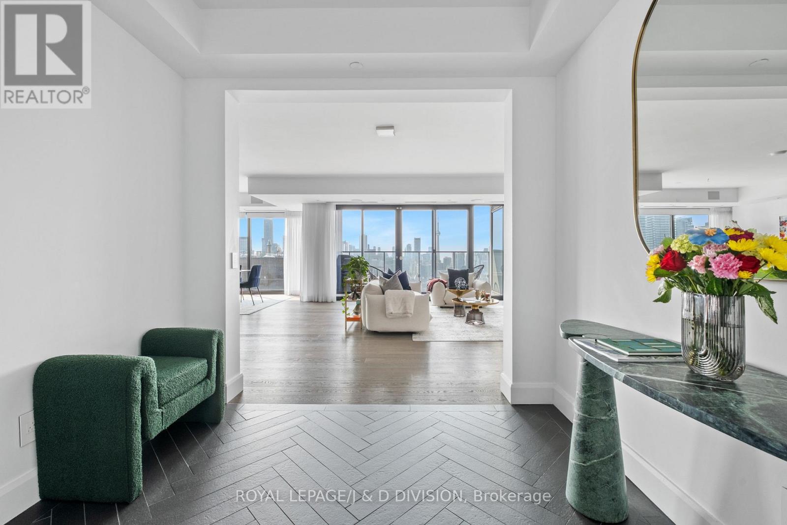 3102 - 200 CUMBERLAND STREET|Toronto (Annex), Ontario M5R0B6