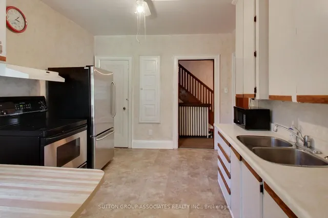 Additional image 11 of 64 Burnside Dr