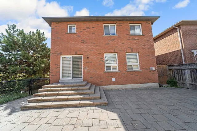 Primary image of 26 Chestermere Cres