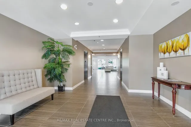 Additional image 5 of 1421 Costigan Rd Unit 404