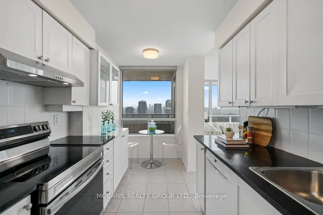 Additional image 18 of 3 Rean Dr Unit 1807