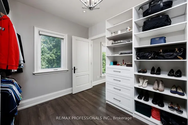 Additional image 26 of 38 Lorene Dr