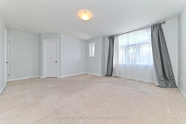 Additional image 20 of 94 Charleswood Cres