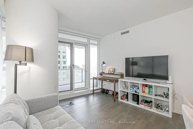 Additional image 7 of 1 Bloor St Unit 1110
