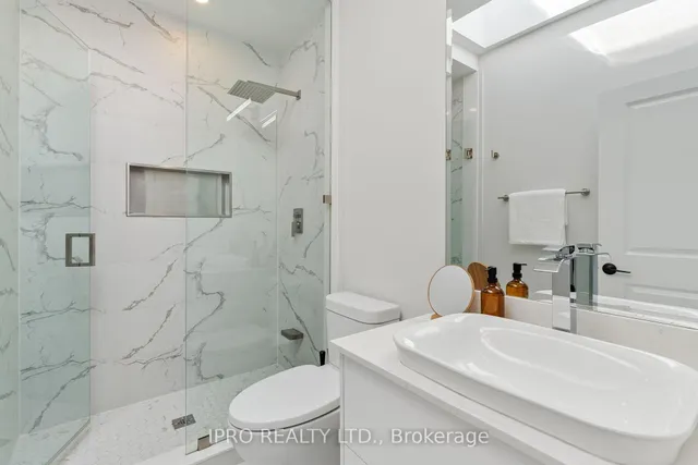 Additional image 23 of 167 Sammon Ave