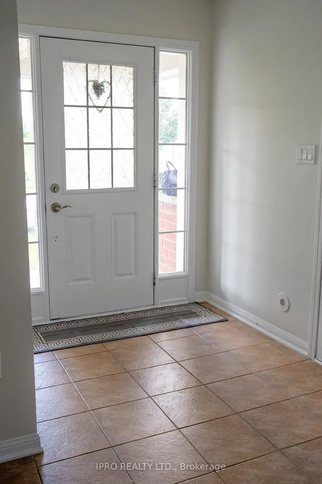 Additional image 4 of 637 Speyer Circ