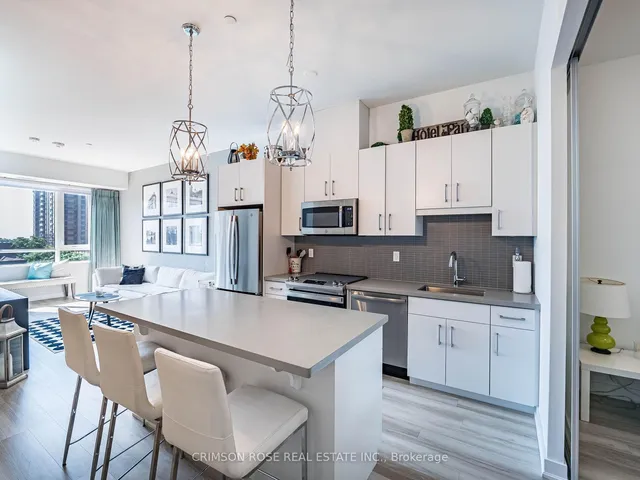 Additional image 11 of 2007 James St Unit 406