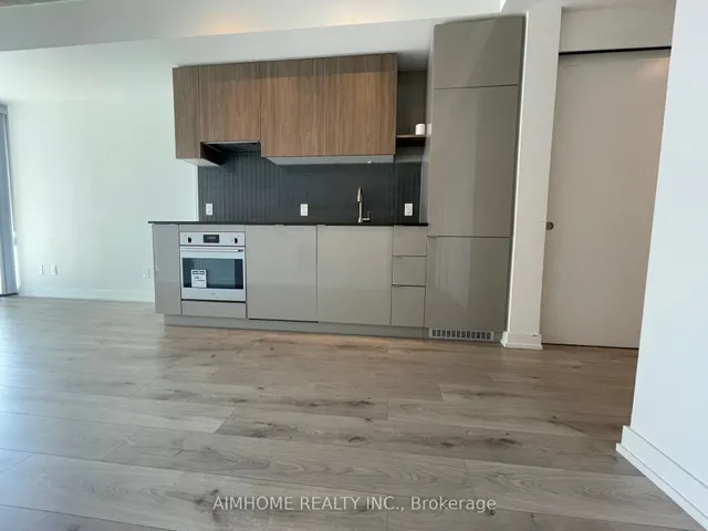 Additional image 3 of 161 Roehampton Ave Unit 1109