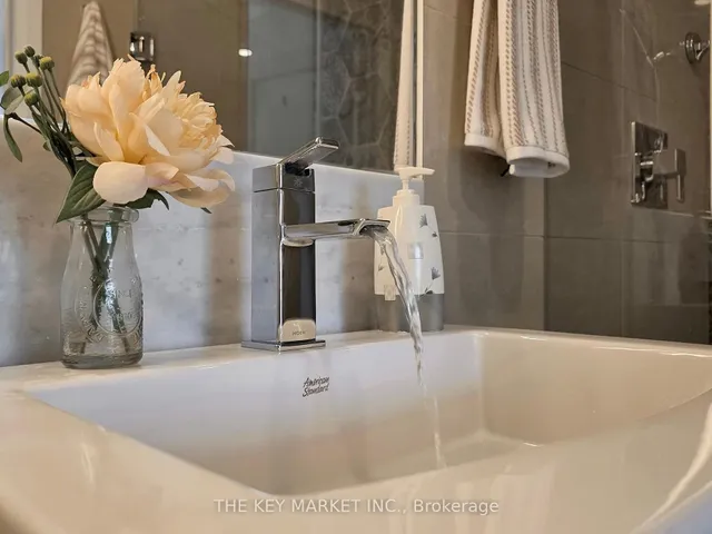 Additional image 40 of 21 Clairtrell Rd Unit 217