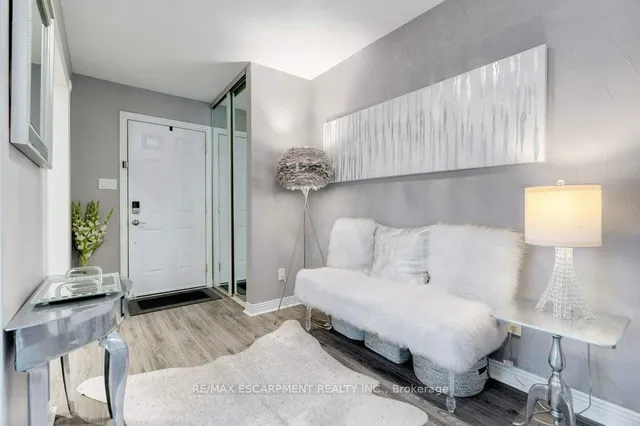 Additional image 24 of 1280 Maple Crossing Blvd Unit 11