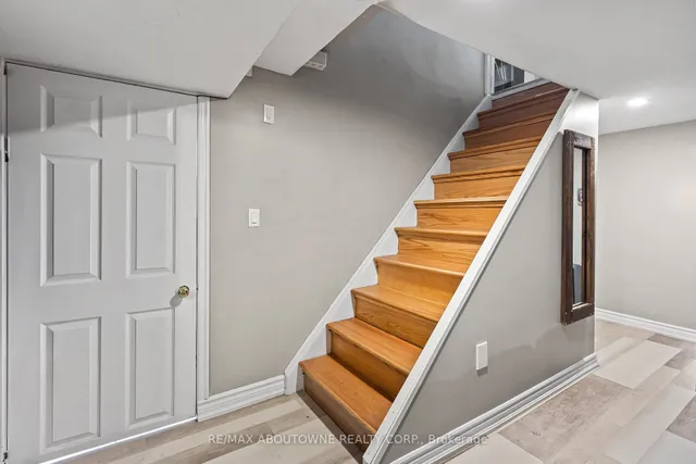 Additional image 27 of 8759 Heritage Rd