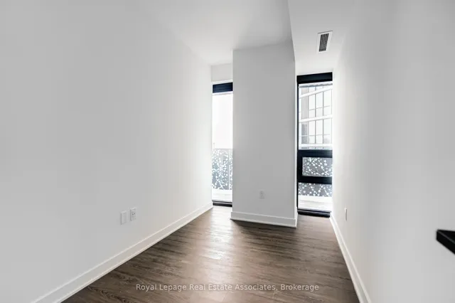 Additional image 20 of 55 Charles St Unit 2206