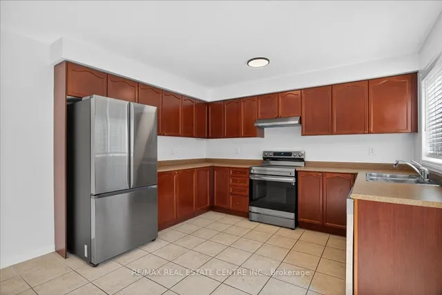 Additional image 13 of 832 Bessy Tr