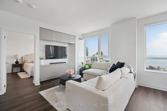 Additional image 13 of 2007 James St Unit 1706