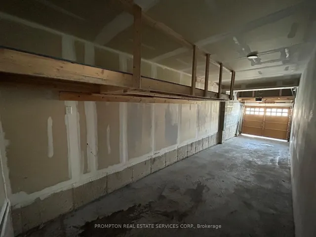 Additional image 32 of 1 Fresnel Rd