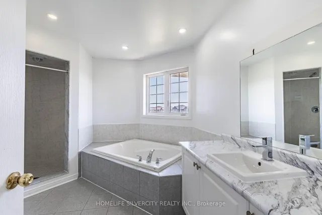 Additional image 25 of 42 Cookview Dr