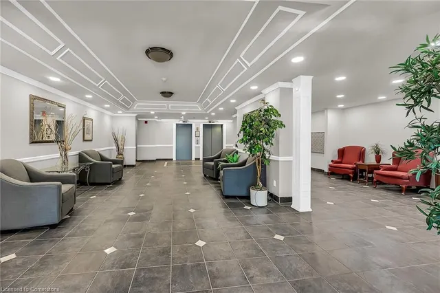 Additional image 48 of 59 Critzia Dr Unit 205