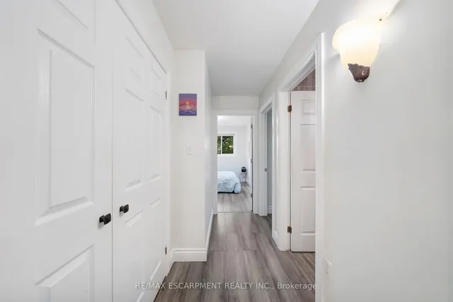 Additional image 20 of 800 PARAMOUNT Dr Unit 28