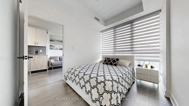 Additional image 22 of 180 Fairview Mall Dr Unit 1605