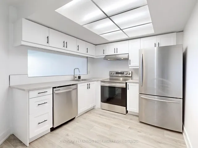 Additional image 18 of 350 Alton Towers Circ Unit 506