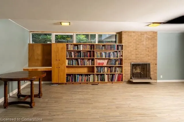 Additional image 32 of 90 Winston Ave