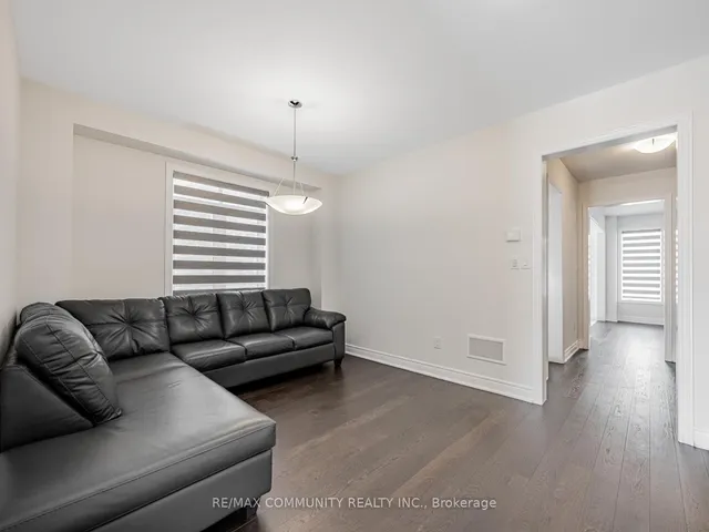 Additional image 19 of 77 Claremont Dr