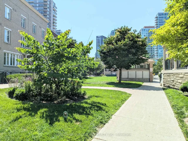 Additional image 22 of 26 Western Battery Rd Unit 206