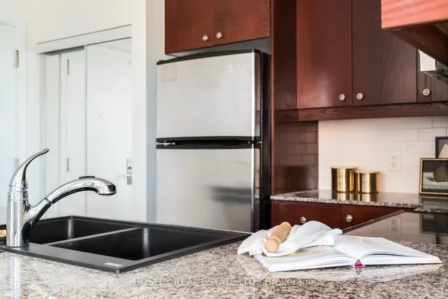 Additional image 18 of 1 Scott St Unit 1709