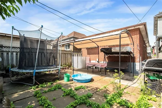 Additional image 33 of 172 Gibson Ave