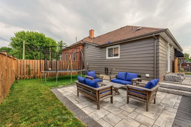 Additional image 42 of 33 MILES St