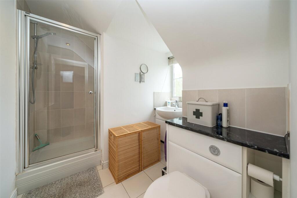Additional image 10 of Waveney Road, Harpenden, AL5