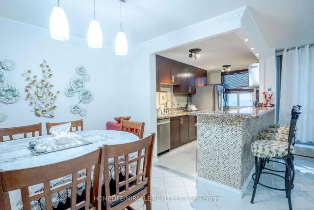 Additional image 17 of 175 Hilda Ave Unit 904