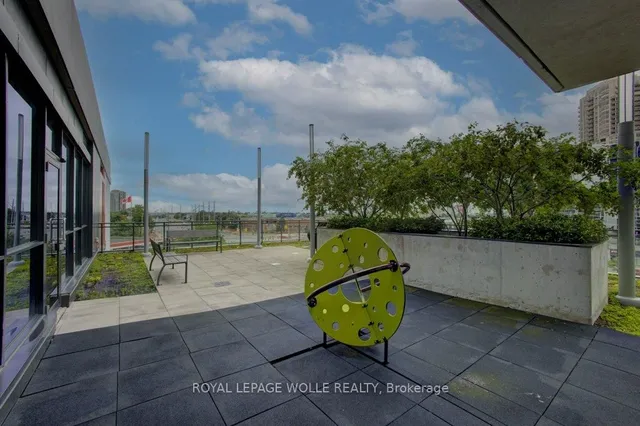 Additional image 27 of 75 Eglinton Ave Unit 1601