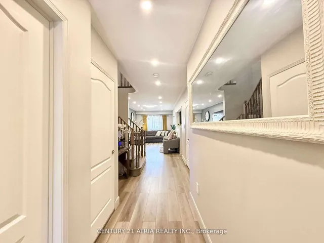 Additional image 4 of 6083 Rowers Cres