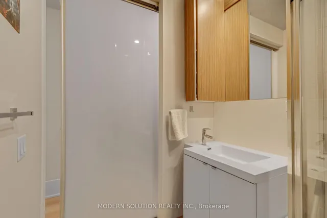 Additional image 18 of 20 John St Unit 220