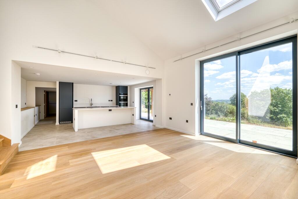 Additional image 7 of Near Oakhill