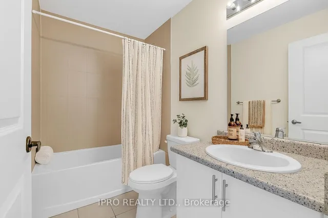 Additional image 38 of 460 DUNDAS St Unit 402