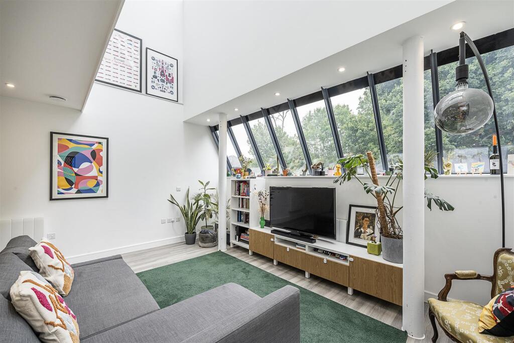 Additional image 21 of Sutton Road, St. Albans