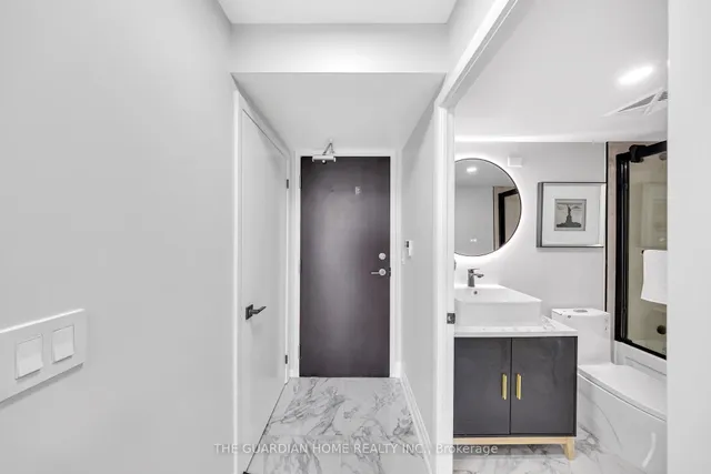 Additional image 4 of 231 Fort York Blvd Unit 1606