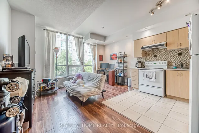 Additional image 19 of 185 Legion Rd Unit 214