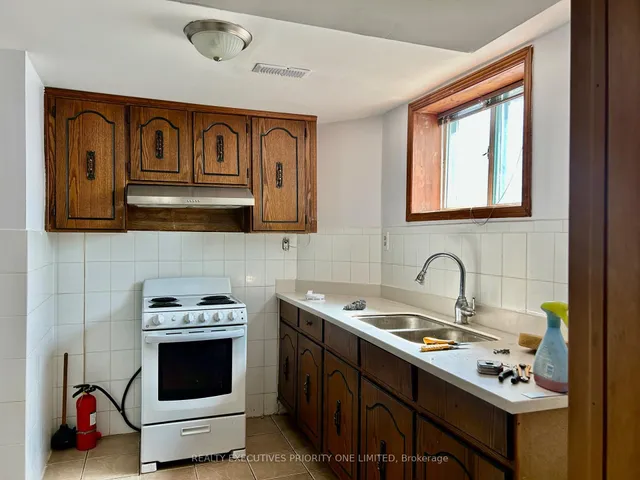 Additional image 15 of 132 Glenn Hawthorne Blvd