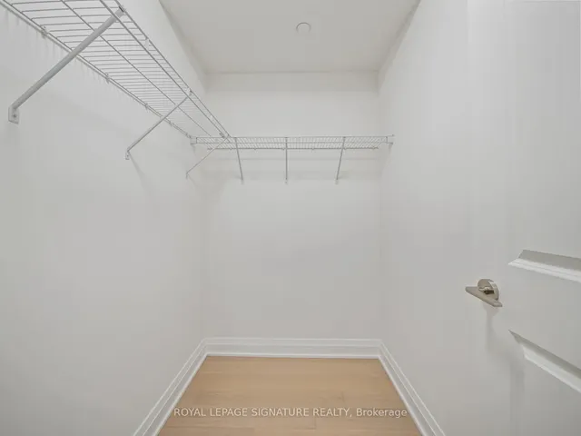 Additional image 21 of 285 Avenue Rd Unit 304