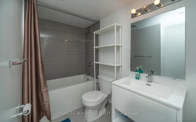 Additional image 15 of 159 Wellesley St Unit 1811