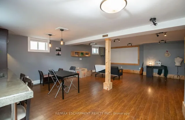 Additional image 24 of 60 Ivy Lea Pl