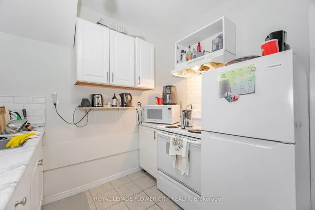 Additional image 28 of 376 Hansen Rd