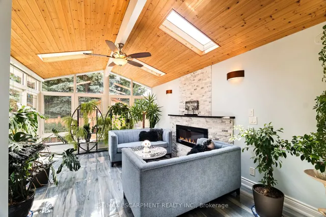 Additional image 16 of 286 Winfield Terr