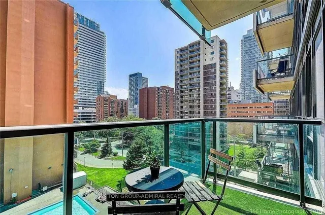 Additional image 10 of 70 Roehampton Ave Unit 512